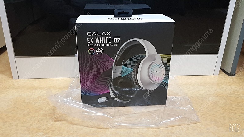갤럭시 GALAX EX-02 WHITE 가상 7.1채널 RGB 게이밍 헤드셋(미개봉 새제품)