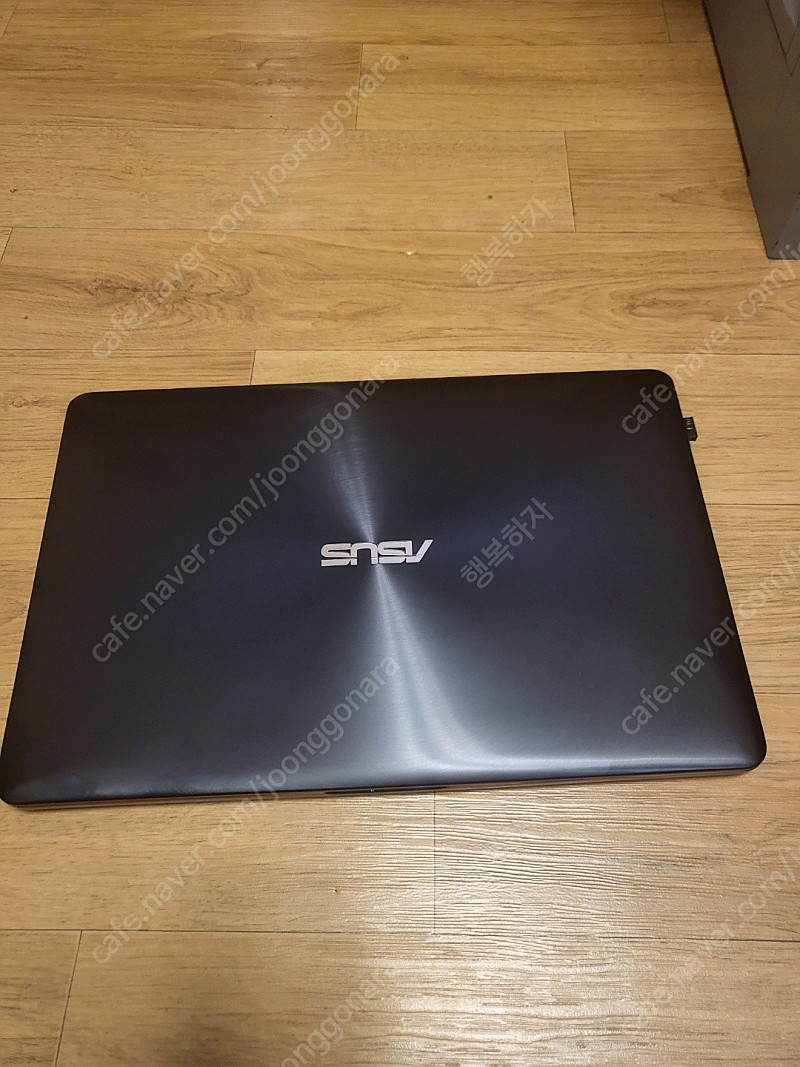 ASUS ZenBook (UX580G) 팝니다