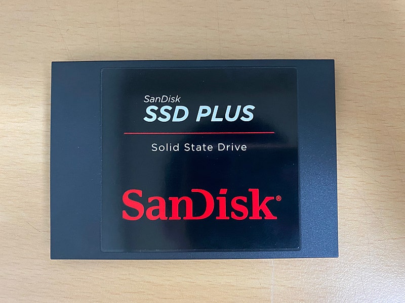 샌디스크 SSD PLUS 240G