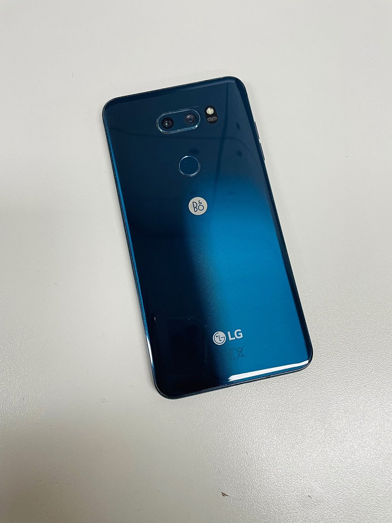 LG V30 64기가 블루 듀얼유심사용가능 8만원 판매합니다