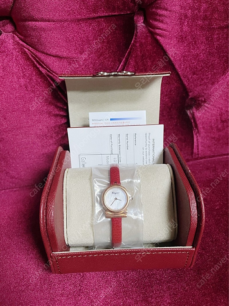 [정품] 페라가모 여성시계 로즈골드 레드가죽 보증서 선물 무료배송 인증가능