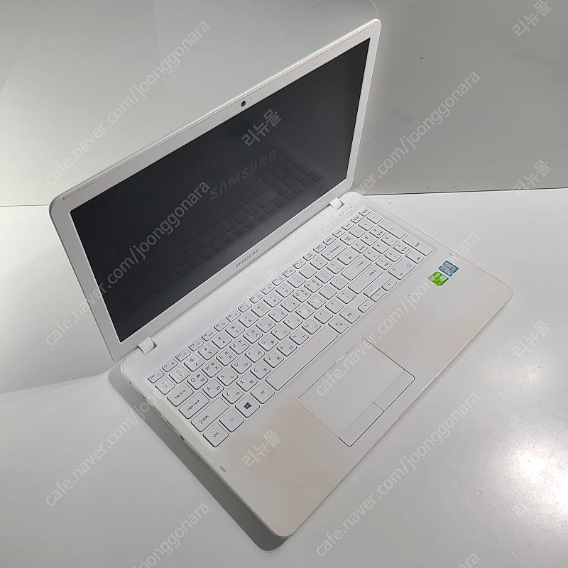 [판매]삼성전자 노트북5 NT500R5N-X58D 15인치 중고노트북