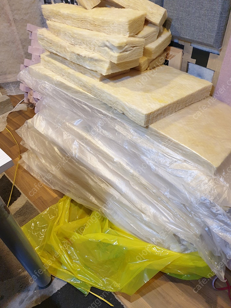 베이스 트랩 그라스울 50mm 14장+@ 나눔합니다.--1