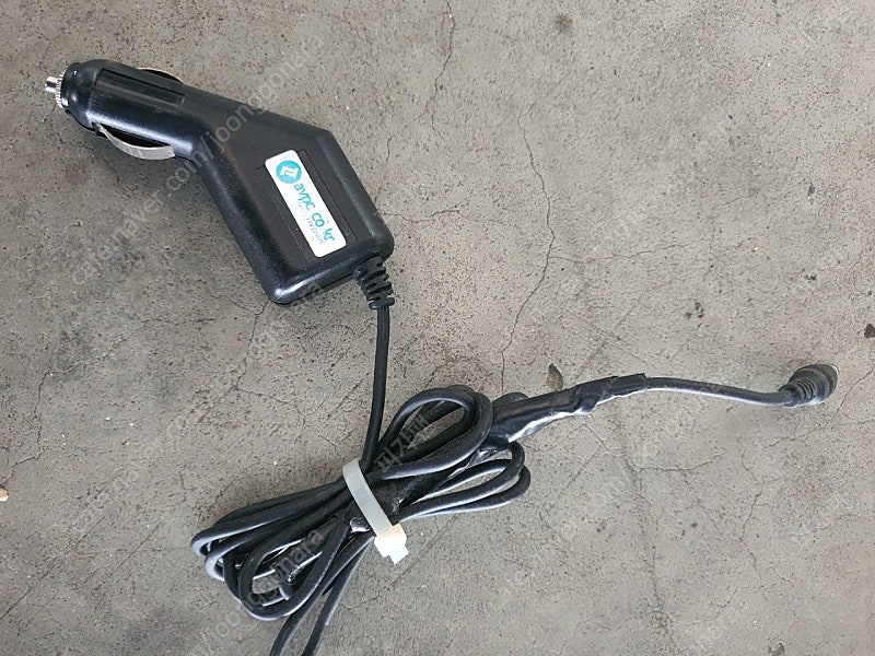 차량용 천정 썬루프형 티비 모니터 18.5인치--3