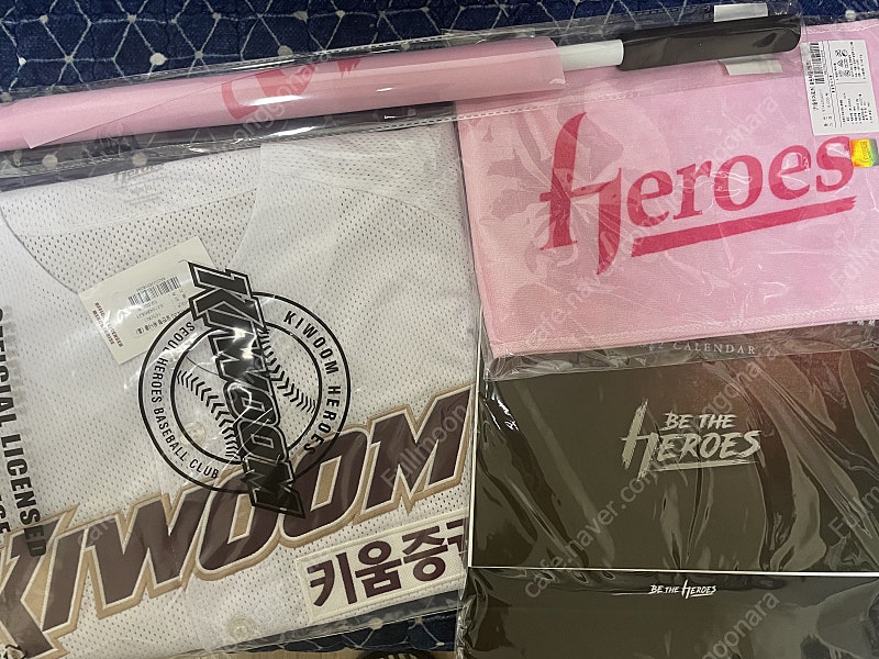 키움 히어로즈 유니폼 105(XL)+2022년 달력+깃...--2