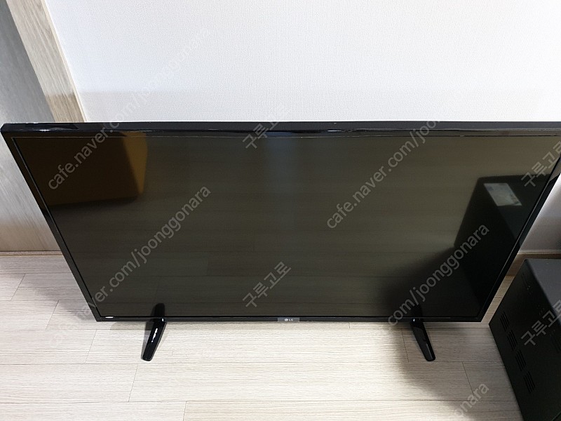 LG 43인치 TV 팝니다 모델명 : 43LF5010 ( 상태 새거 수준입니다. )