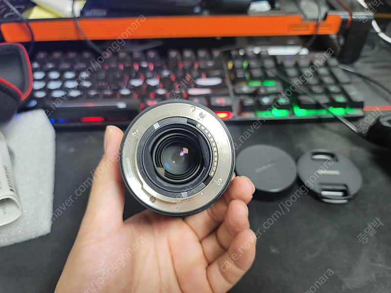 삼양 24mm f1.8 소니 미러리스용 단렌즈 싸게 팔...--3
