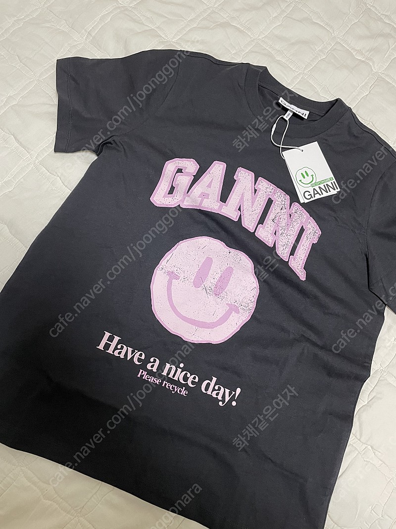 [새상품] 가니 (Ganni) 스마일 티셔츠 xxs