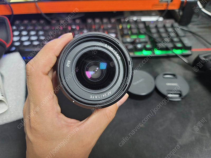 삼양 24mm f1.8 소니 미러리스용 단렌즈 싸게 팔...--2