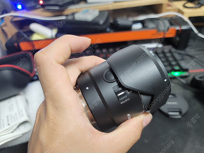 삼양 24mm f1.8 소니 미러리스용 단렌즈 싸게 팔...--4