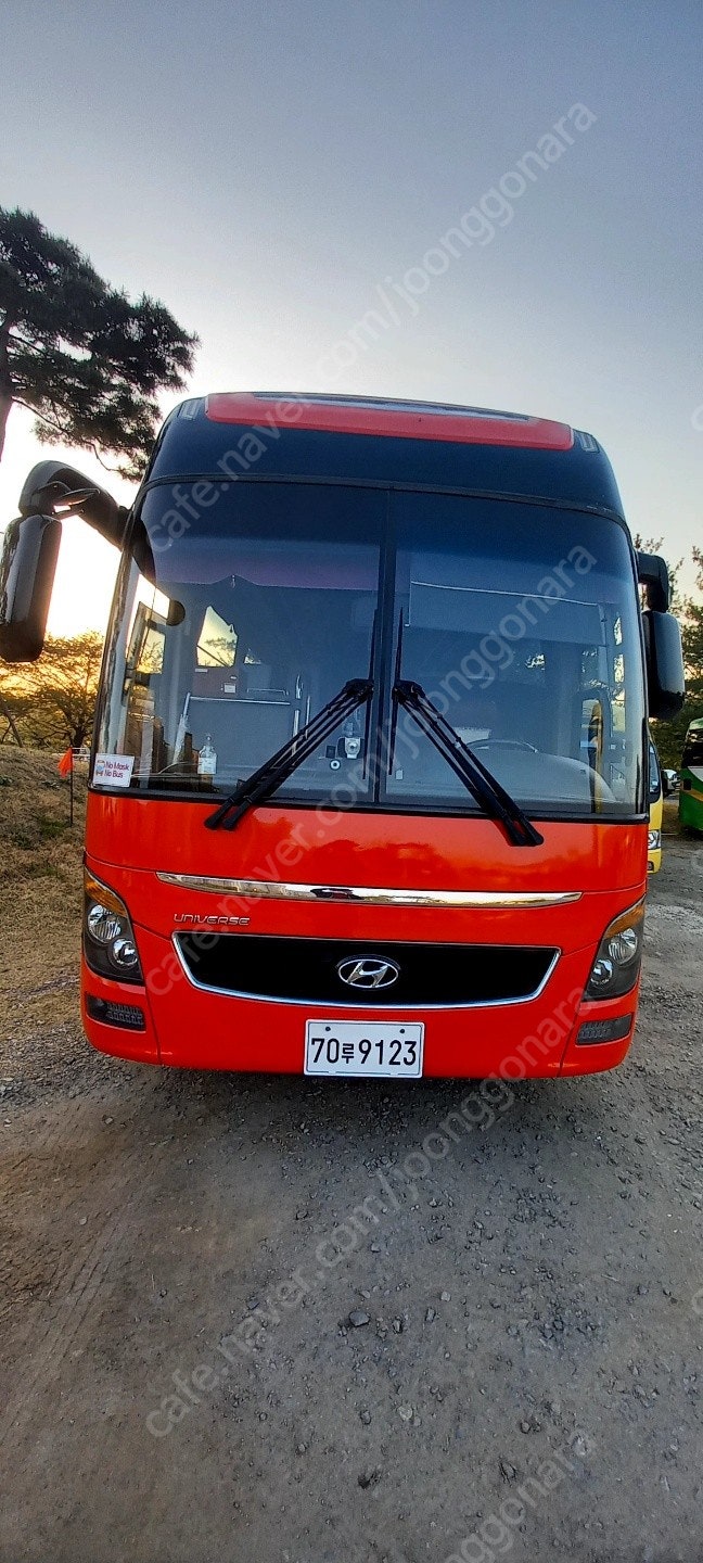 이런 버스를 정말 이가격이 살 수 있다니?? 현대유니버...--1