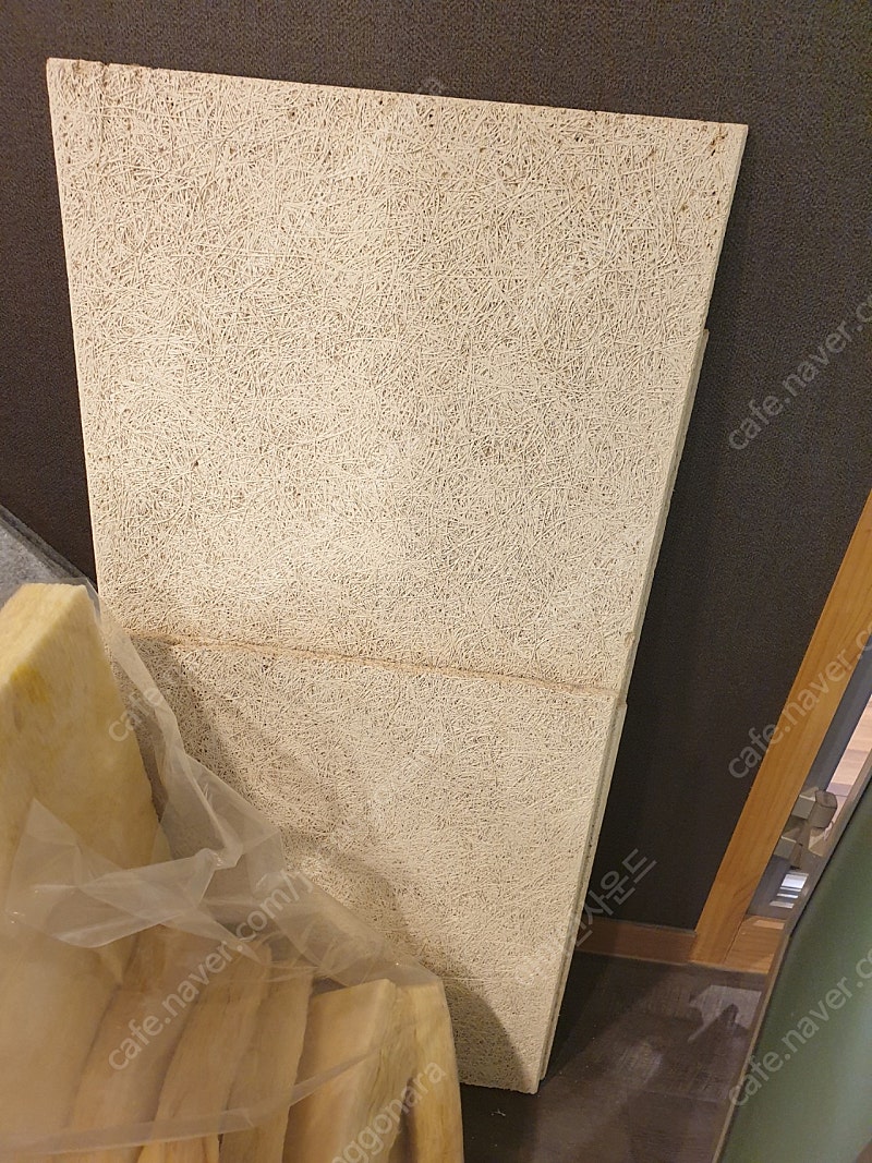 베이스 트랩 그라스울 50mm 14장+@ 나눔합니다.--9