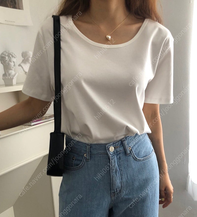 바스스탠다드 실켓 유넥 티셔츠 아이보리