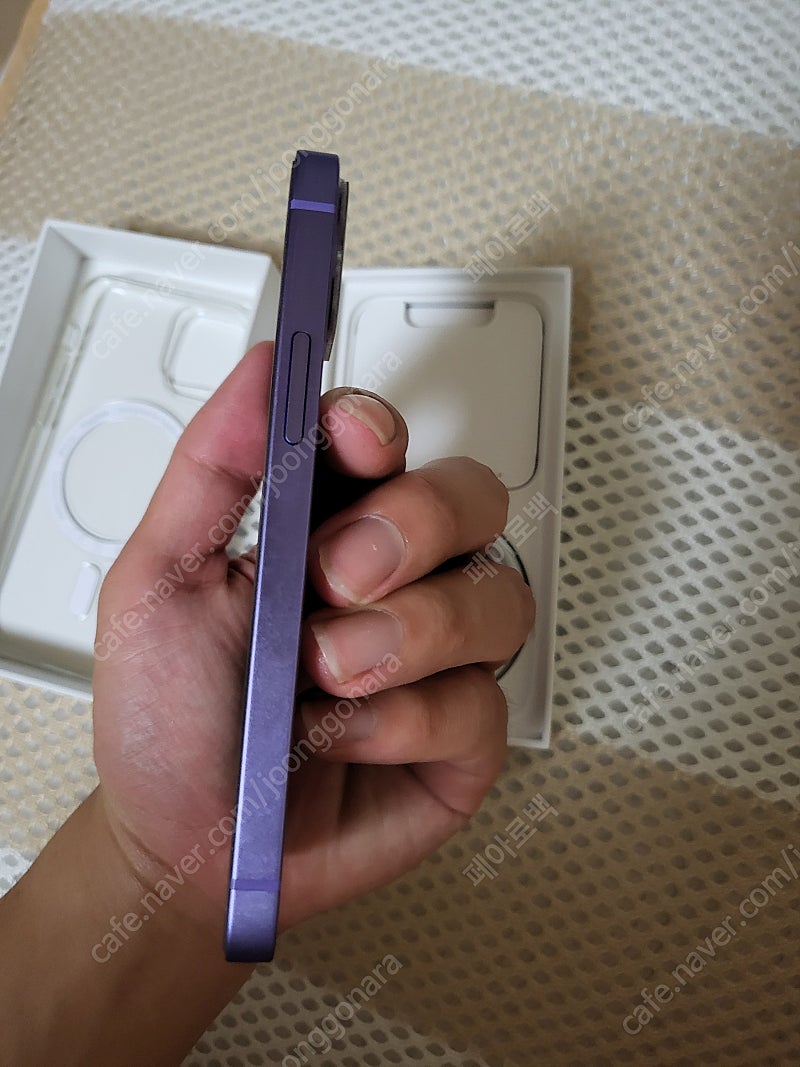 아이폰12미니64기가퍼플팝니다--3