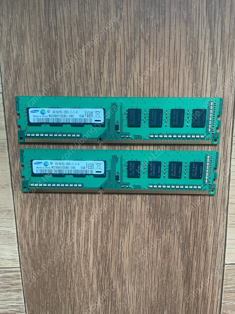 삼성 DDR3 12800 4G 단면 두장 팝니다.