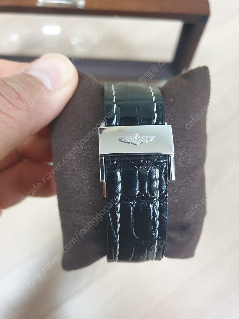 (내비타이머) 아날로그 악어가죽 스트랩 22-20 신품급 컨디션 판매--1
