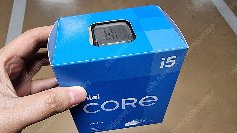 [인천] 인텔 10400F CPU 코잇 정품 팝니다 (쿨러미포함)