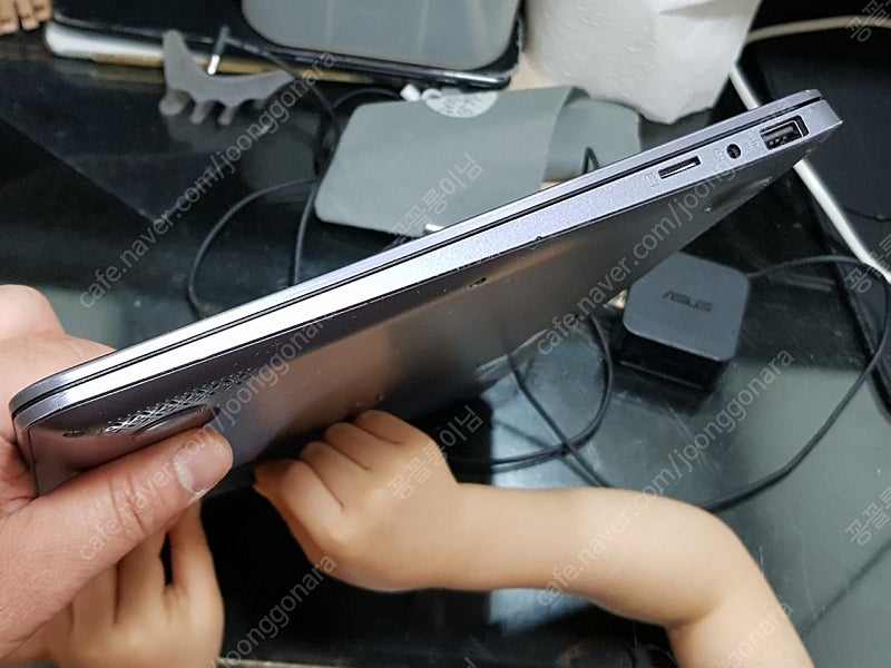 아수스 s406u 8세대 i5 14인치--5