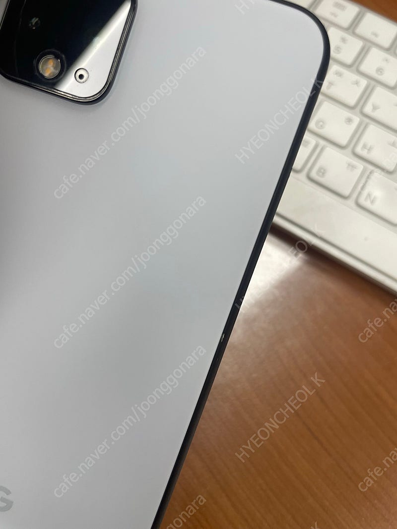 구글 픽셀4 64GB 화이트--6