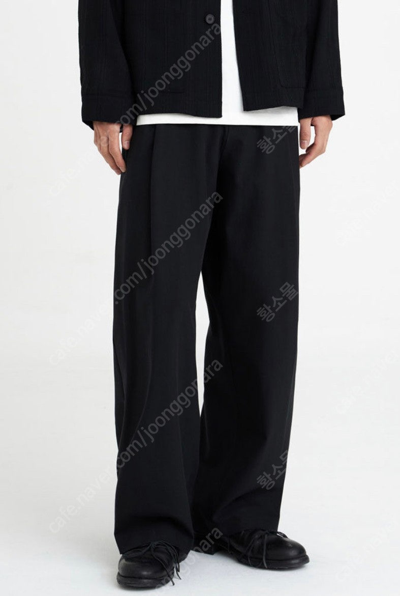 (구매)유스 22SS Structured Wide Pants (블랙, m사이즈) 구매