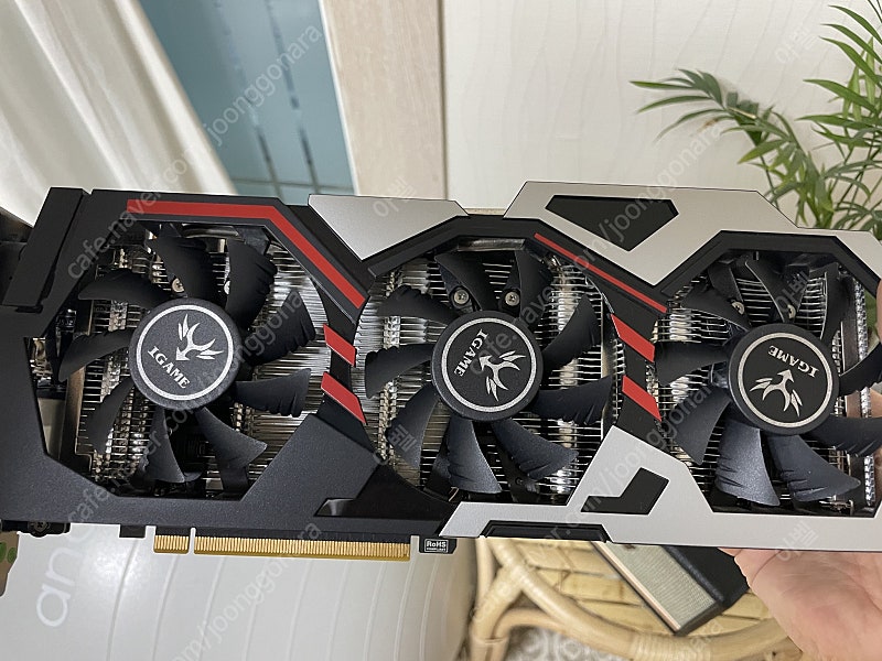 컬러풀 Colorful iGame GTX1080 8G 팝니다