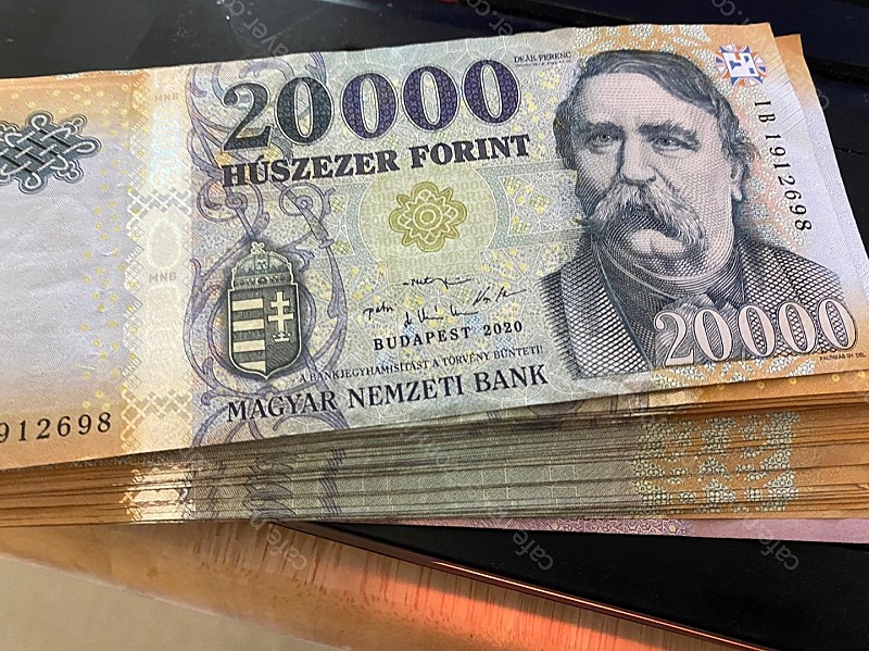 헝가리 포린트 200,000HUF 현금 판매 (3.6환율 교환)