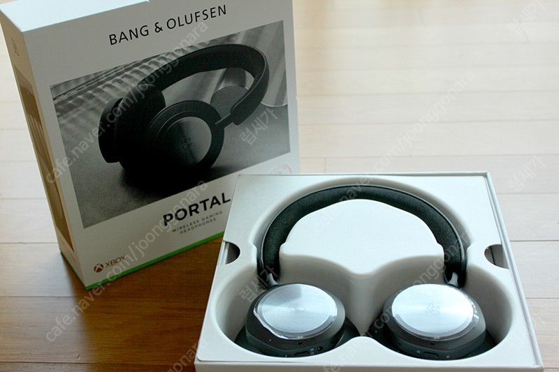 Bang & Oulsfen Beoplay Portal 헤드셋 팝니다.