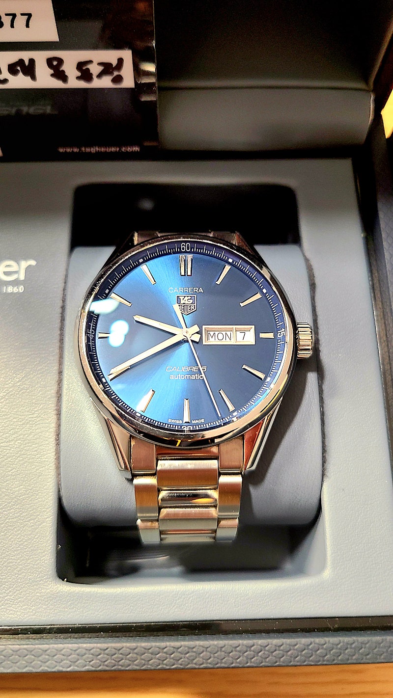 태그호이어 카레라5(까레라) 데이데이트 팝니다-TAG Heuer