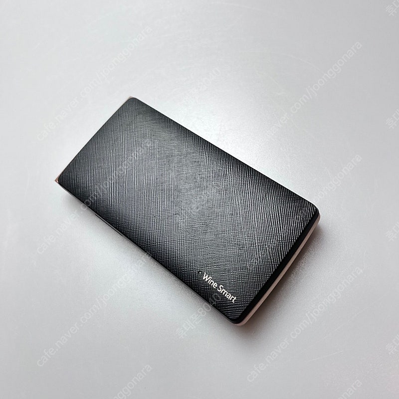 LG와인 스마트 폴더폰 (F480) 4GB 블랙 3만원