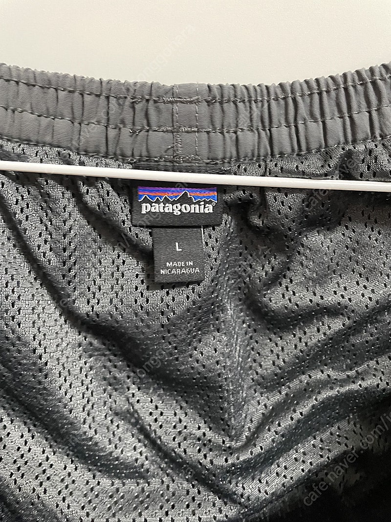 파타고니아 배기스 5인치 L 포지그레이 팝니다--1