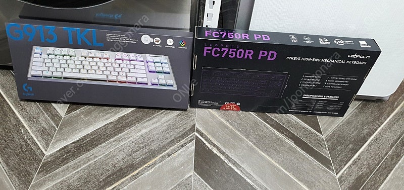 레오폴드 FC750R PD 한글 적축!! 키보드!판매합니다