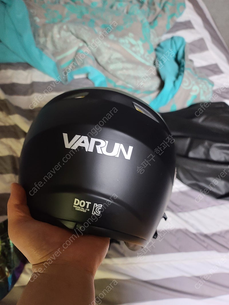 Varun 경량 미사용오토바이헬멧 L사이즈 판매합니다+...--1