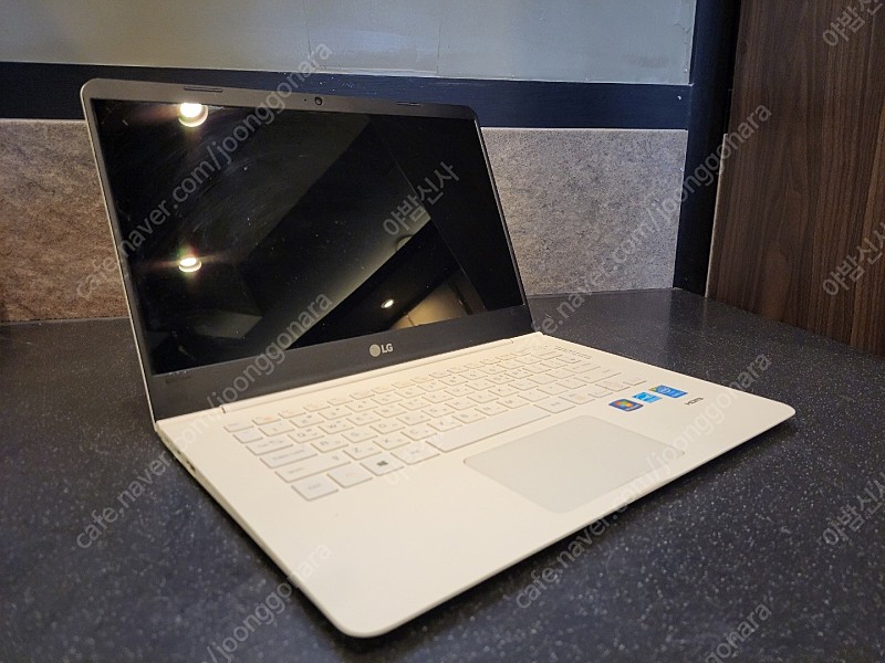 LG 그램 i5 5세대 노트북 팝니다. 깔끔합니다. 14Z950