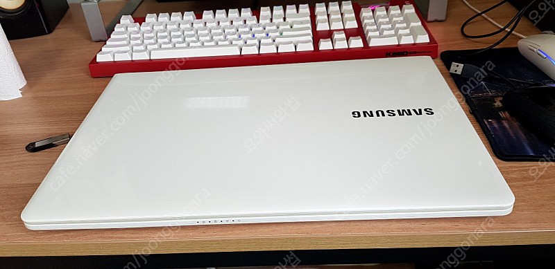 삼성노트북 I5-3210M, SSD120G, 8G, HD8750M 15.6인치