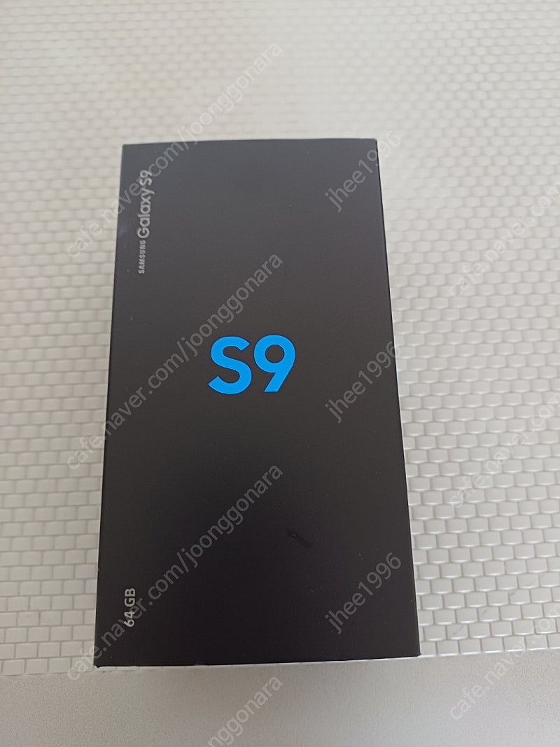 갤럭시S9 퍼플 64GB 8만원 판매합니다~