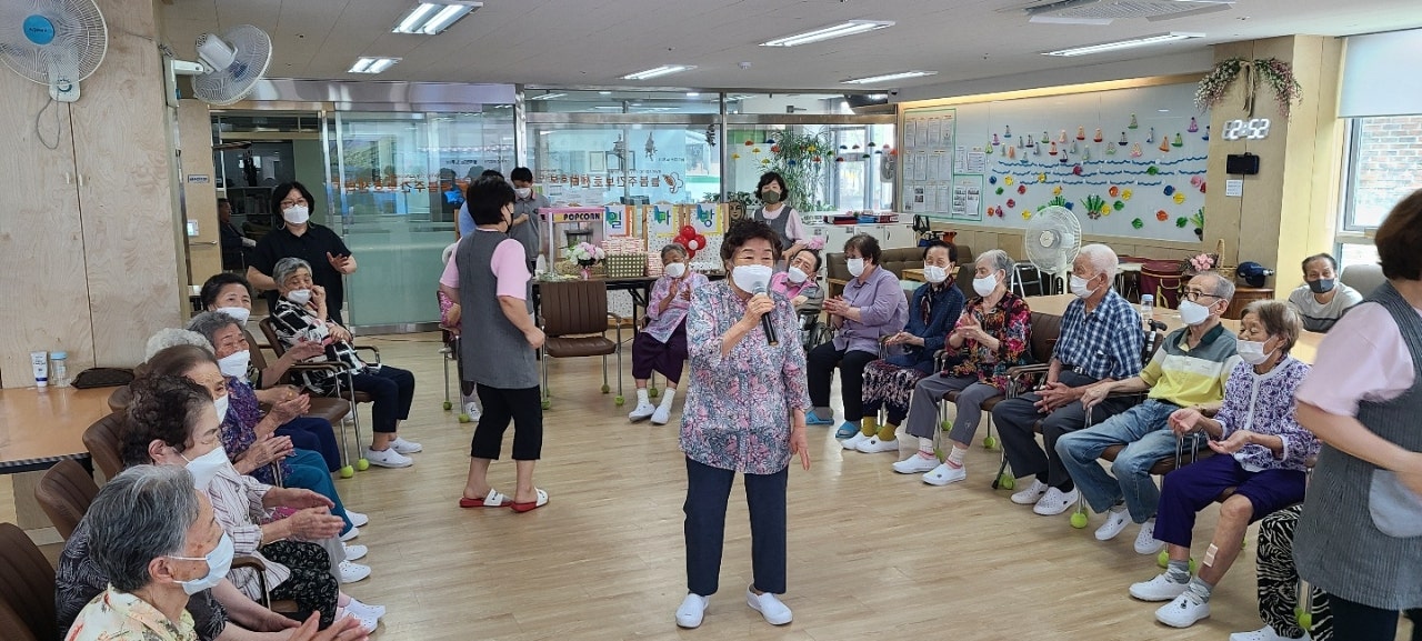 늘봄다방 이미지