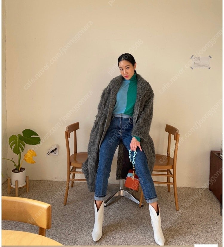 매니모어몽 샤기알파카 롱코트--3