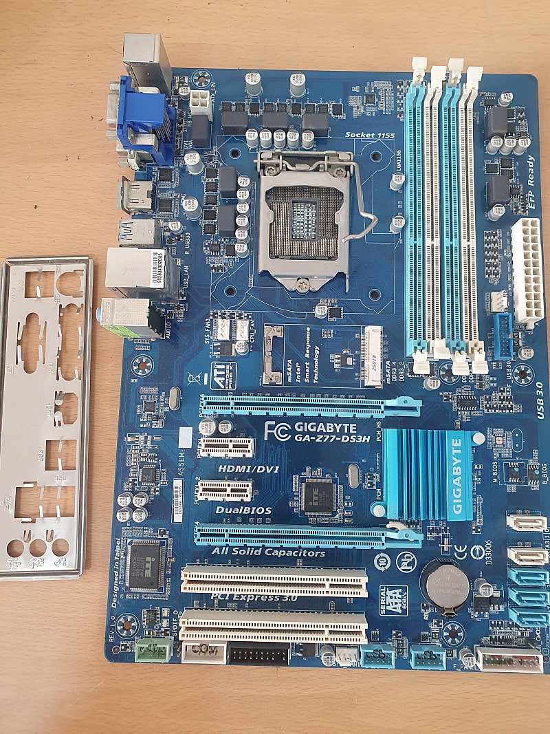 GIGABYTE Z77DS3H 메인보드 키보드/마우스/스피커 중고나라