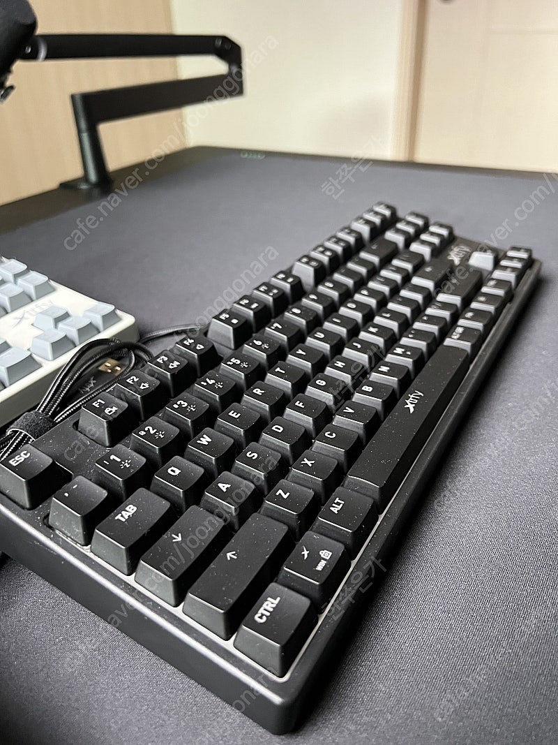 XTRFY 엑스트리파이 K4 TKL 키보드 (화이트 블...--2