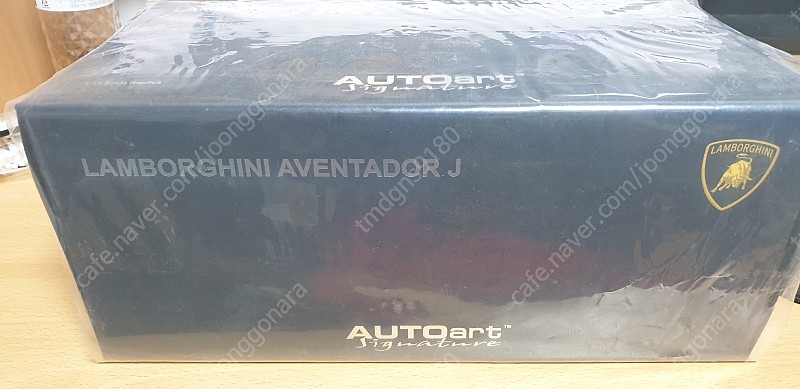 1/18 Autoart Lamborghini aventador j (오토아트 람보르기니 아벤타도르 j) 화이트 팝니다.