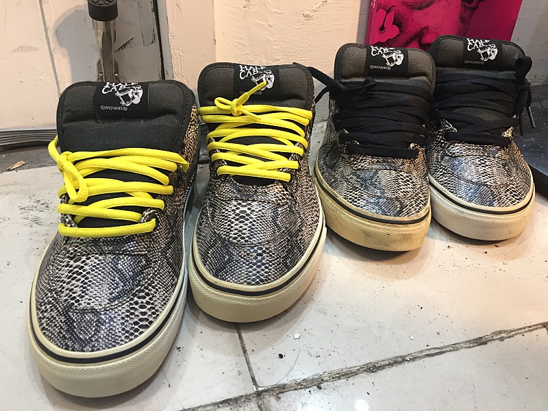 Halfcap fake snake leather yellow laces 7.5 black 7 size 5₩ X2=9₩(Never used just aging)