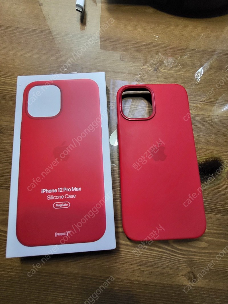 아이폰12프로맥스 실리콘 케이스 (빨간색)