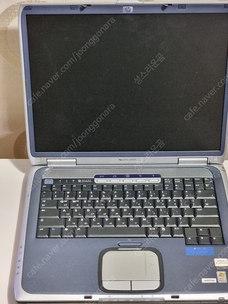 옛날 노트북 hp 파빌리온 ze4300 부품용 팝니다.