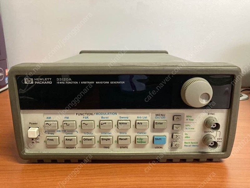 HP 33120A 15MHz Function / Arbitrary Waveform Generator 함수발생기