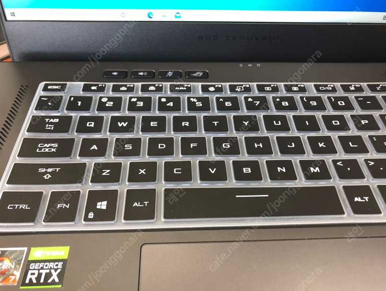 ASUS ROG ZEPHYRUS G15 (GA503QM-HQ023) 노트북 팝니다. (윈도우10 Home FPP 포함)