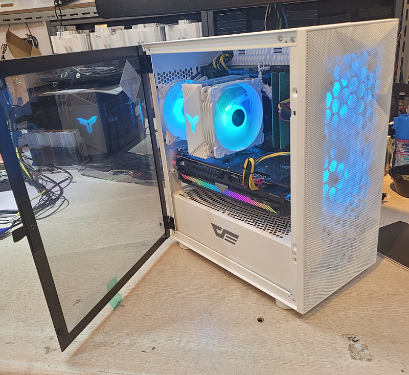 [판매] 특가할인!! R5600X RTX3060 RX6600 배틀그라운드 디아블로2