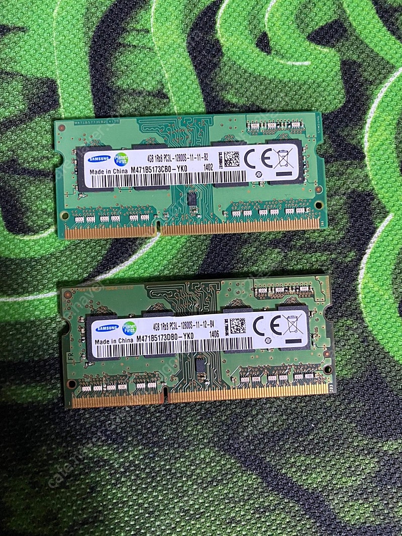 노트북 저전력 DDR3L 4G 12800S 2개 판매합니다.