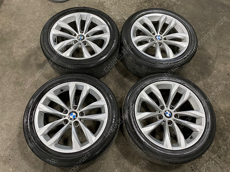 [판매]18인치 BMW F10 5시리즈 에어로다이나믹 순정휠타이어 1대분