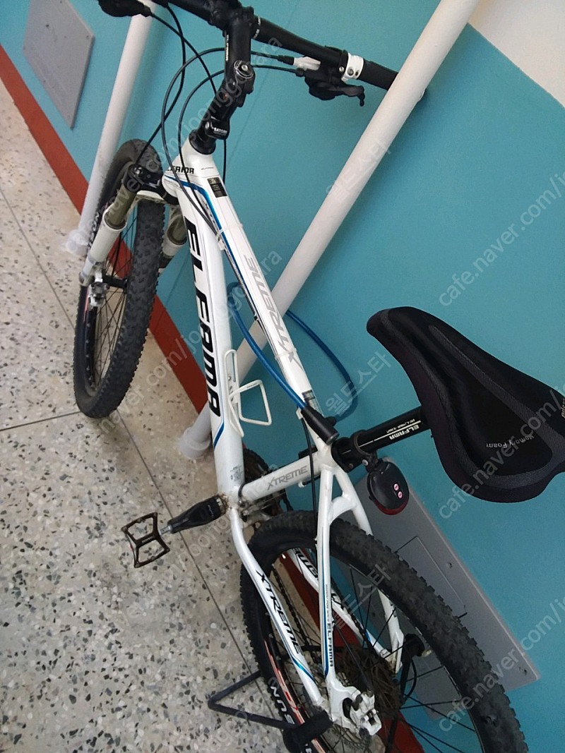 (도난)엘파마 자전거 흰색 mtb