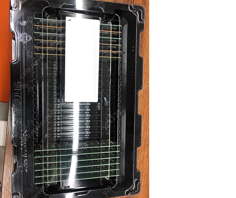 RAM 램 판매합니다. ﻿DDR4 16G PC4-2133﻿ ﻿DDR3 8G PC-12800 ﻿DDR3 4G PC-12800